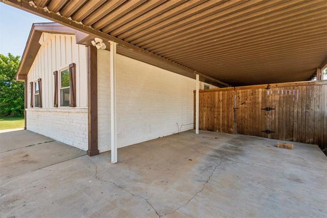 521 N 3rd Street, Cashion, OK 73016