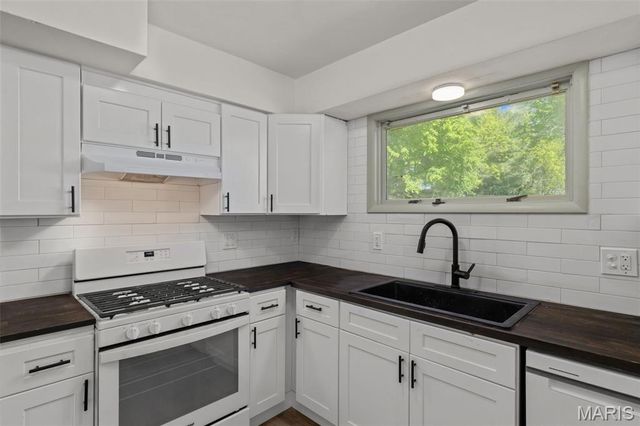 425 Powell Avenue, St Louis, MO 63135