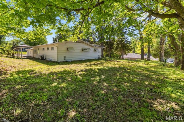 425 Powell Avenue, St Louis, MO 63135