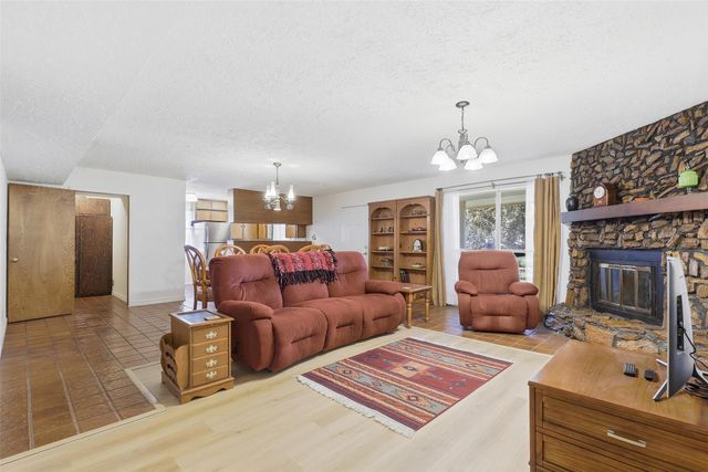 4110 Apache Trail Court, Granbury, TX 76048