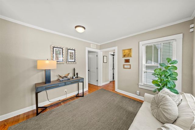 5605 N 9TH STREET, Tampa, FL 33604