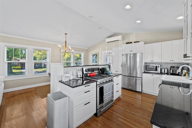 5605 N 9TH STREET, Tampa, FL 33604