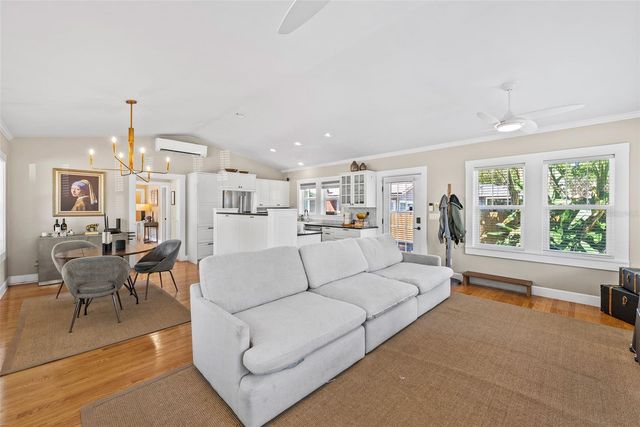 5605 N 9TH STREET, Tampa, FL 33604