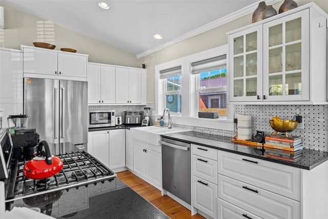 5605 N 9TH STREET, Tampa, FL 33604