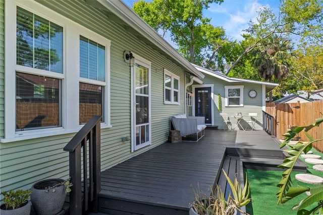 5605 N 9TH STREET, Tampa, FL 33604