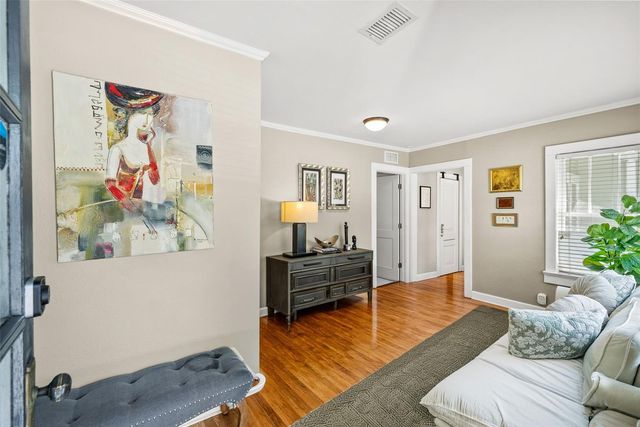 5605 N 9TH STREET, Tampa, FL 33604