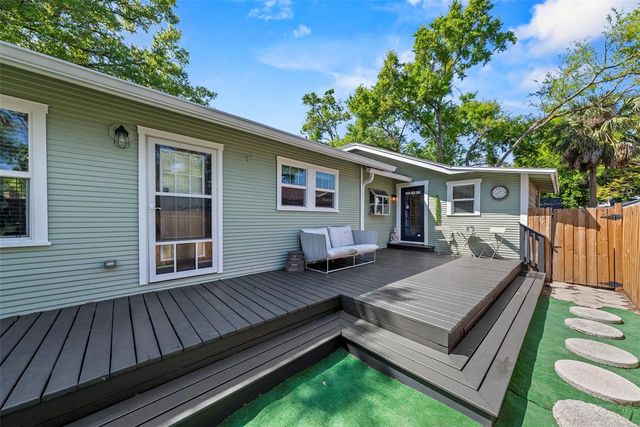 5605 N 9TH STREET, Tampa, FL 33604