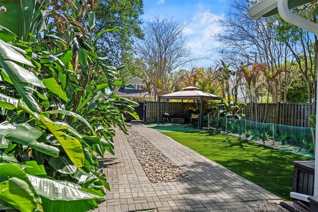 5605 N 9TH STREET, Tampa, FL 33604