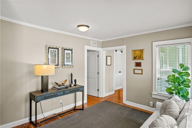 5605 N 9TH STREET, Tampa, FL 33604