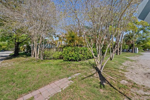 5605 N 9TH STREET, Tampa, FL 33604