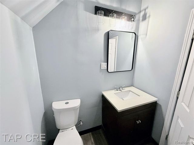 17351 Ilene Street, Detroit, MI 48221