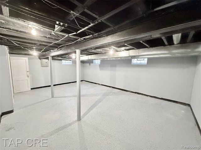 17351 Ilene Street, Detroit, MI 48221