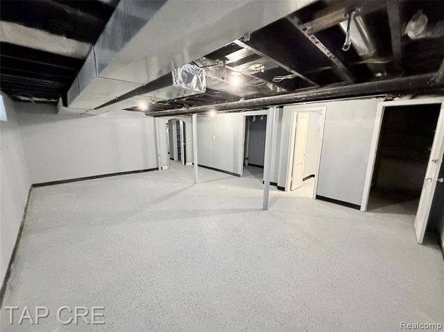 17351 Ilene Street, Detroit, MI 48221