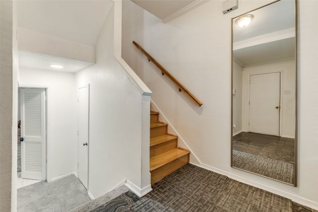 6107 Summer Creek Circle, Dallas, TX 75231