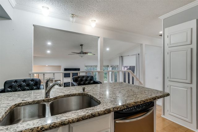 6107 Summer Creek Circle, Dallas, TX 75231