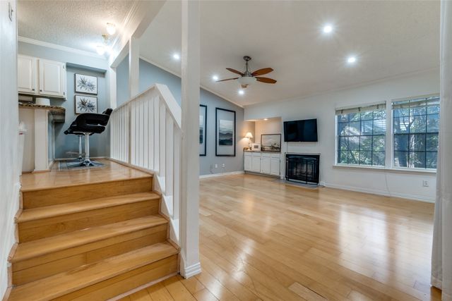 6107 Summer Creek Circle, Dallas, TX 75231