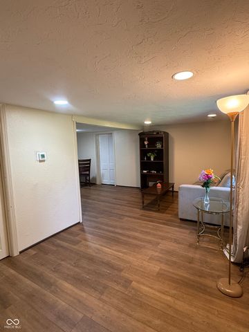 433 E 54th Street, Anderson, IN 46013