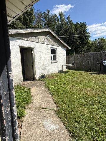 433 E 54th Street, Anderson, IN 46013