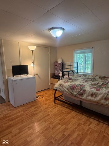 433 E 54th Street, Anderson, IN 46013