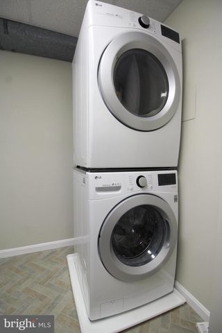 4500 LANTERN PL, Alexandria, VA 22306