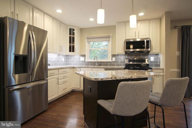 4500 LANTERN PL, Alexandria, VA 22306