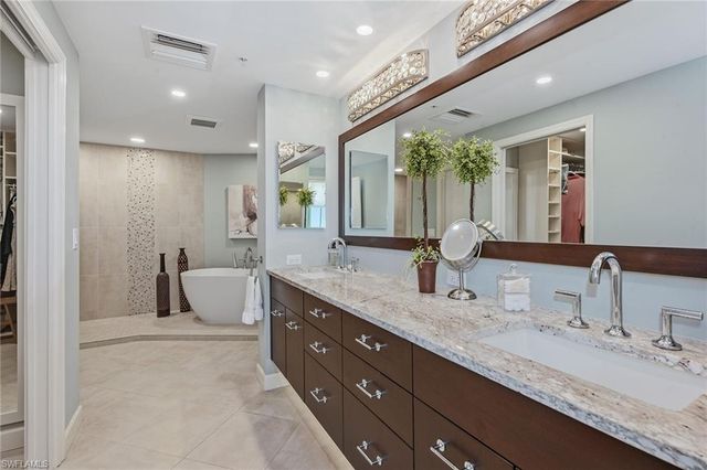 980 Cape Marco DR 507, Marco Island, FL 34145