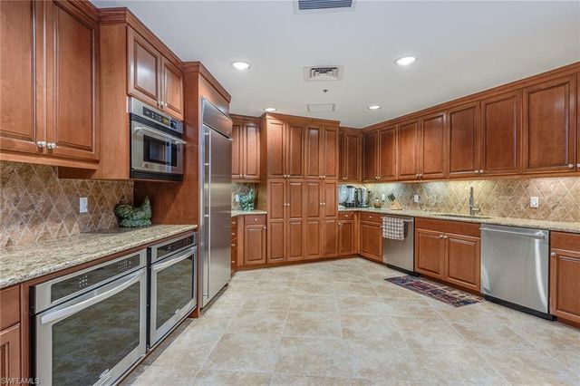 980 Cape Marco DR 507, Marco Island, FL 34145