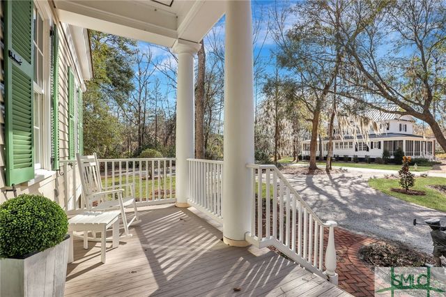 192 Myrtle Grove Lane, Richmond Hill, GA 31324