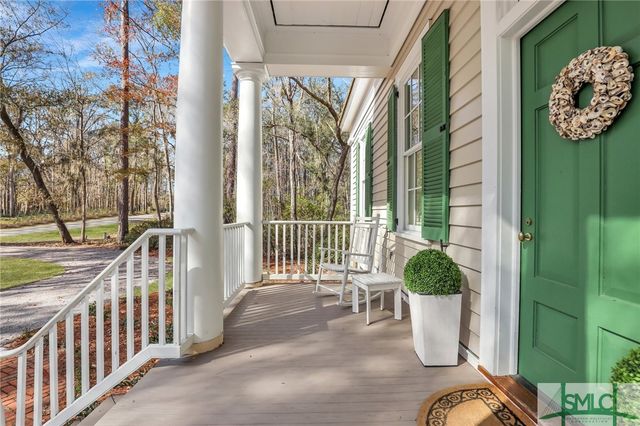 192 Myrtle Grove Lane, Richmond Hill, GA 31324