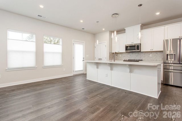 657 Uwharrie River Road, Charlotte, NC 28211