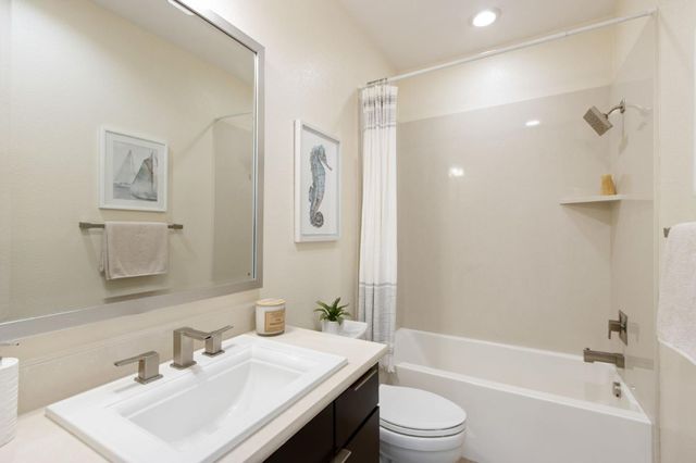 675 Tigerseye Loop, San Jose, CA 95123