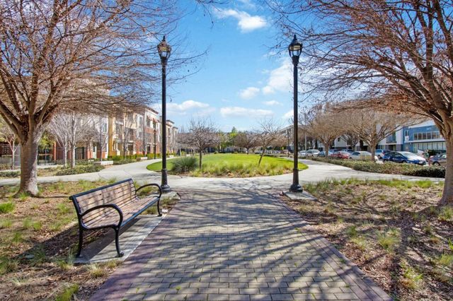 675 Tigerseye Loop, San Jose, CA 95123