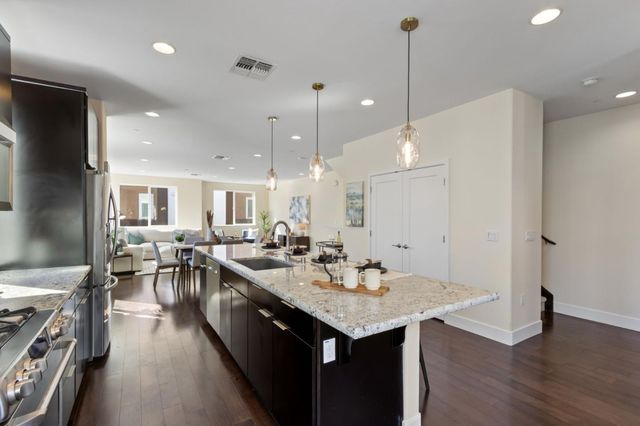 675 Tigerseye Loop, San Jose, CA 95123