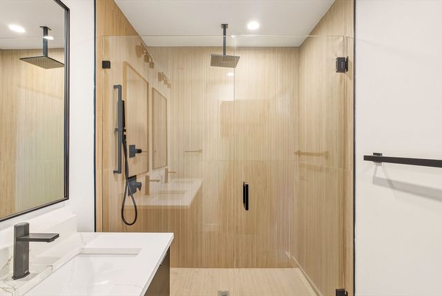 22 High Street 6, Boston, MA 02122