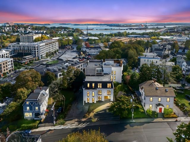 22 High Street 6, Boston, MA 02122