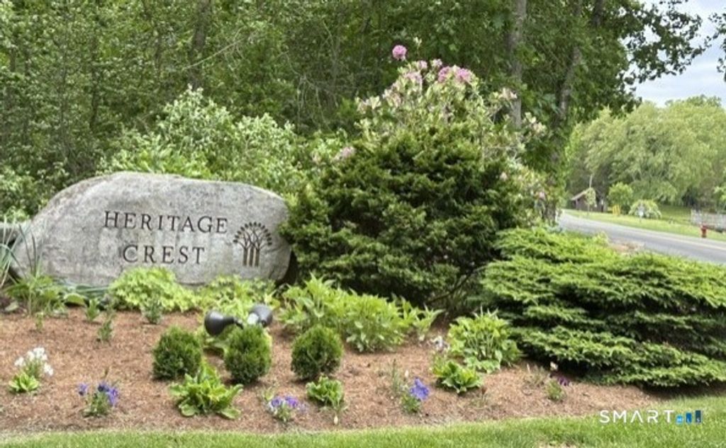 18 Heritage Crest D, Southbury, CT 06488