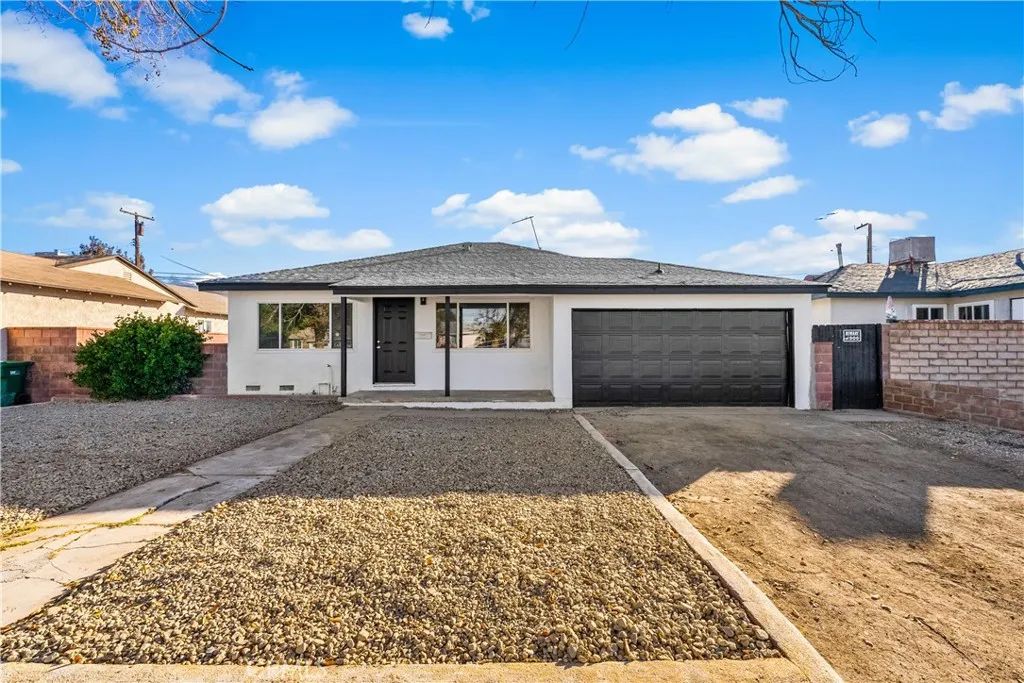 638 W Avenue H, Lancaster, CA 93534