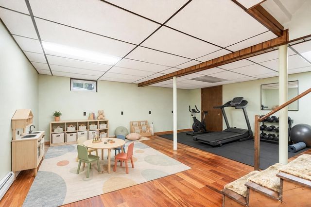 23 Banbury Dr, Westford, MA 01886