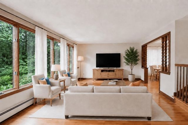 23 Banbury Dr, Westford, MA 01886