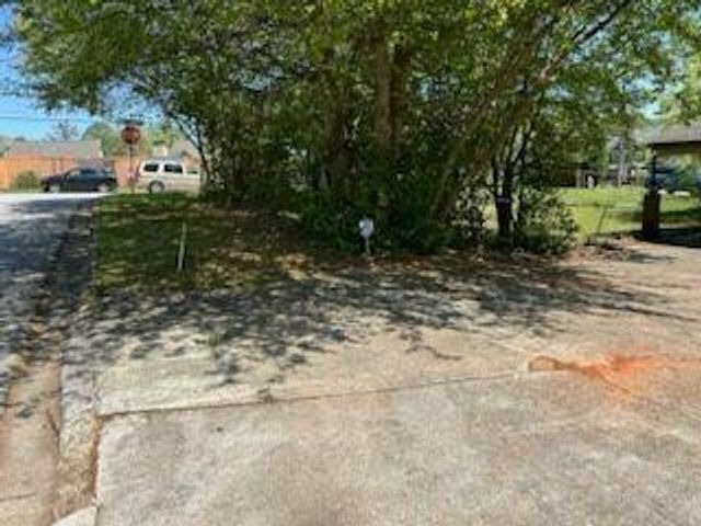 2690 Rockdale Drive, Decatur, GA 30034