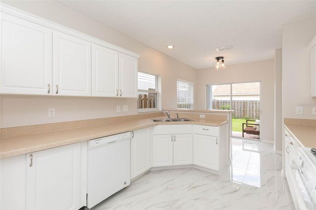 28632 SEASHELL COURT, Wesley Chapel, FL 33545
