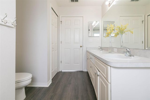 28632 SEASHELL COURT, Wesley Chapel, FL 33545