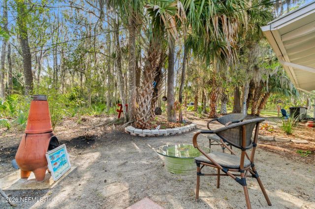 118 LUDWIG Avenue, Crescent City, FL 32112