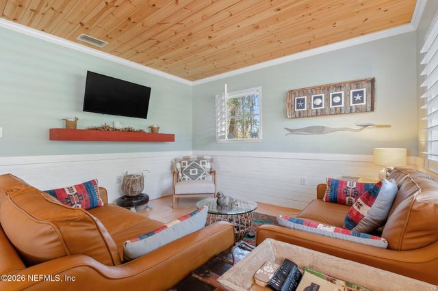 118 LUDWIG Avenue, Crescent City, FL 32112