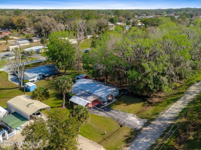 118 LUDWIG Avenue, Crescent City, FL 32112