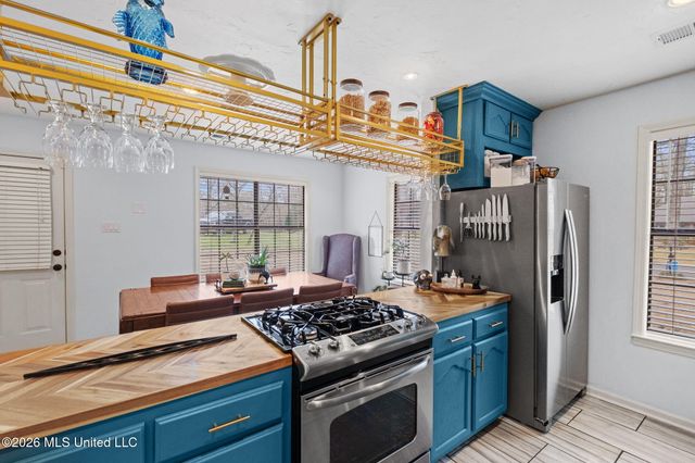 2383 Geneva Drive, Nesbit, MS 38651