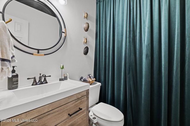 2383 Geneva Drive, Nesbit, MS 38651