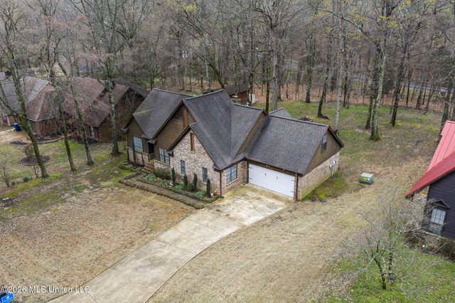 2383 Geneva Drive, Nesbit, MS 38651