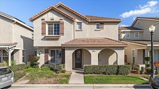 311 Carriage Ln, Oakdale, CA 95361