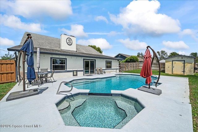 1335 S Carpenter Road, Titusville, FL 32796